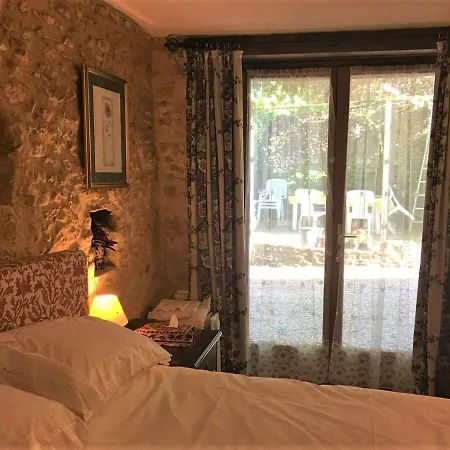 Bed & Breakfast D'hotes Les Coustilles *