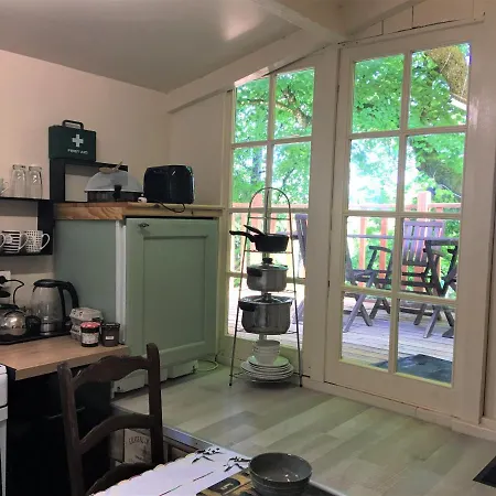 Bed & Breakfast D'hotes Les Coustilles Saint-Alvere