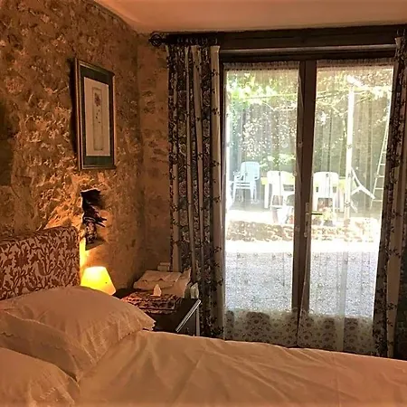 Bed & Breakfast D'hotes Les Coustilles 4*
