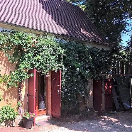 D'hotes Les Coustilles Saint-Alvère
