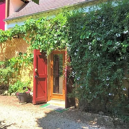 D'hotes Les Coustilles Saint-Alvère